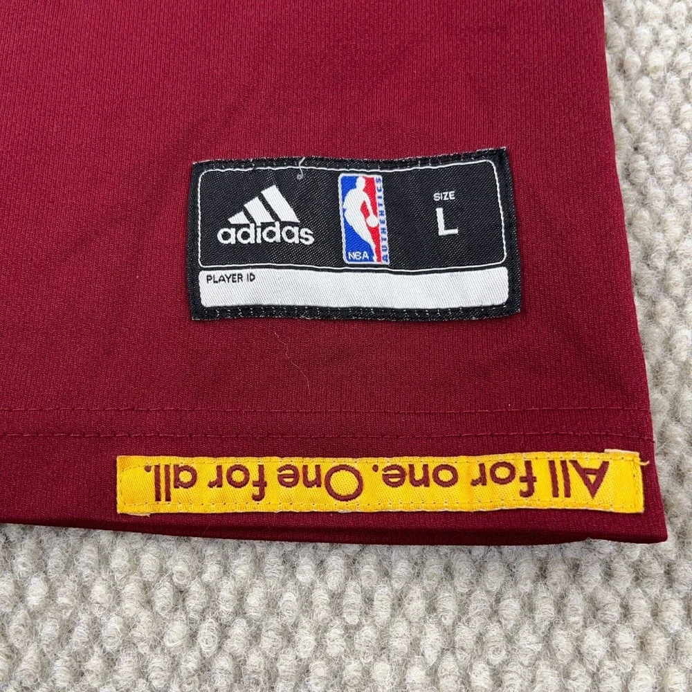 Cleveland Cavaliers LeBron James‎ Jersey Youth Large Maroon Yellow Adidas Boys *
